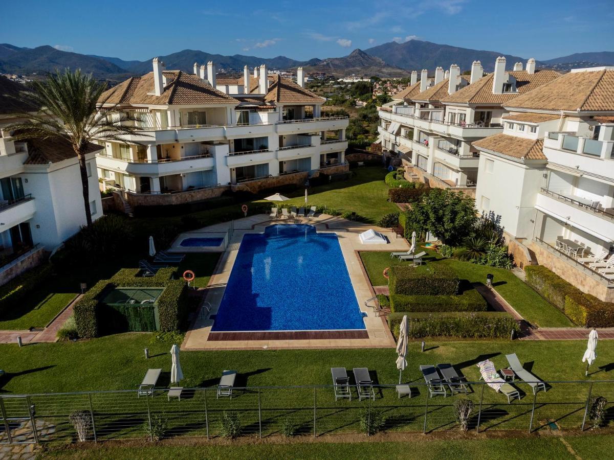 Heaven Beach Apartment 405 Estepona Dış mekan fotoğraf