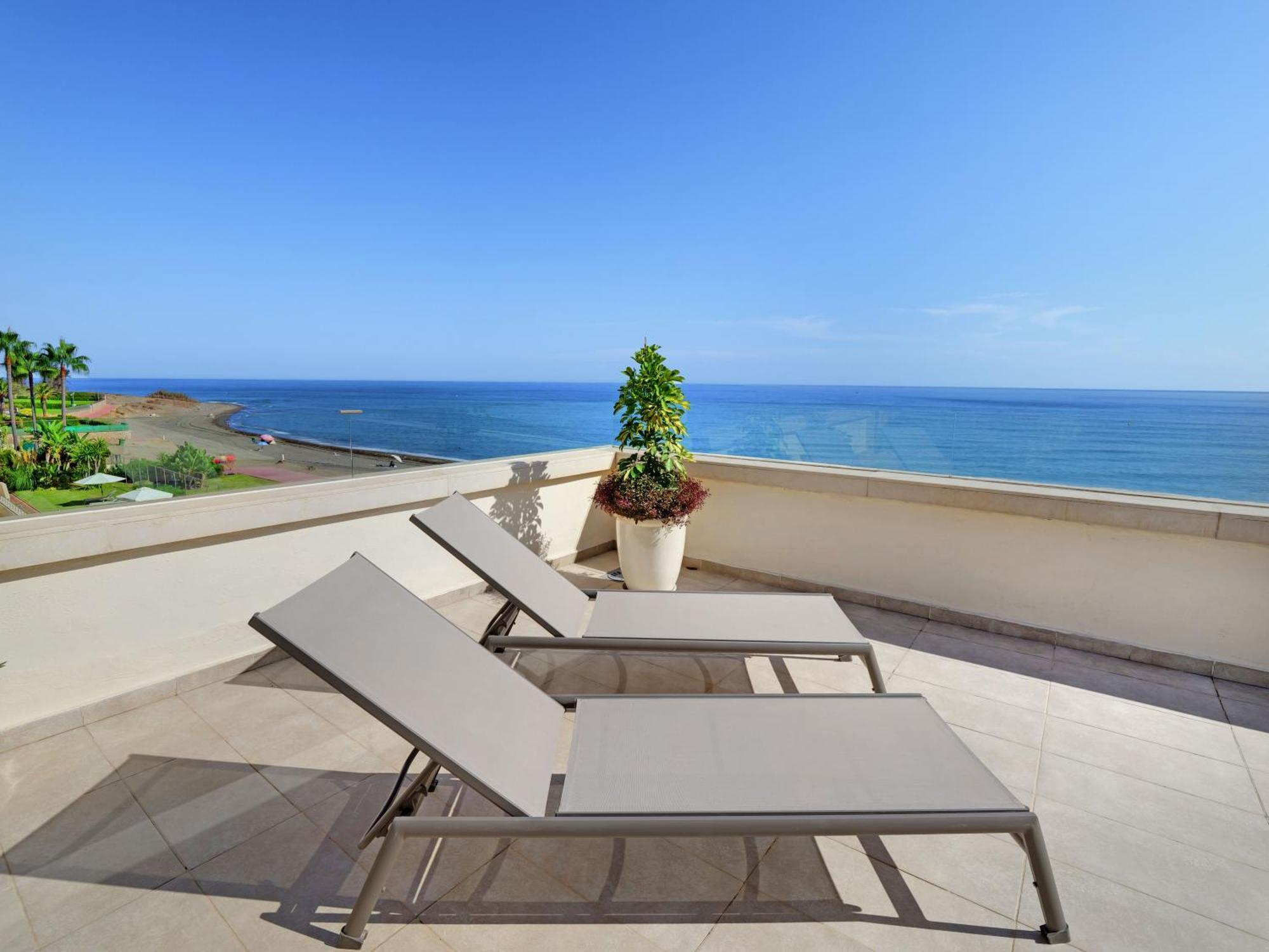 Heaven Beach Apartment 405 Estepona Dış mekan fotoğraf